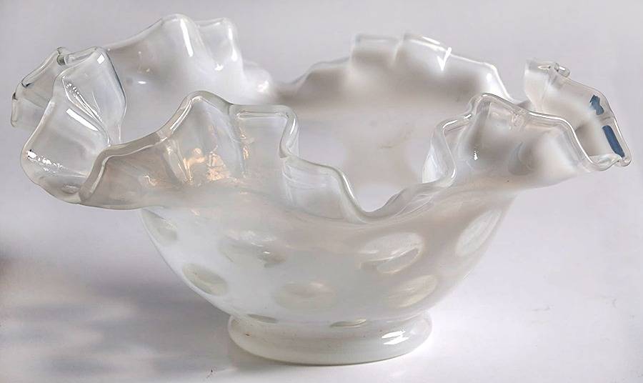 Coin Dot French (Opalescent) 7" Round Crimped Bowl by Fenton-1