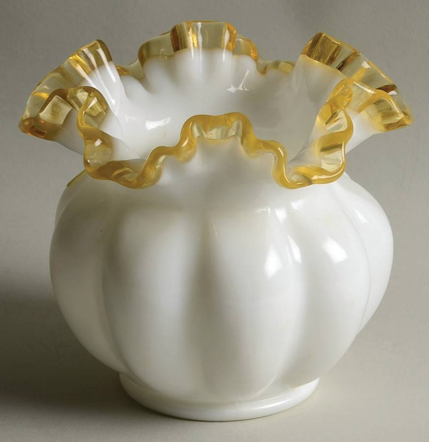 Gold Crest 5" Double Crimped Vase by Fenton-1
