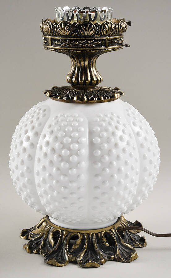 Hobnail Milk Glass Gone with the Wind Lamp No Globe Or Chimney by Fenton-1