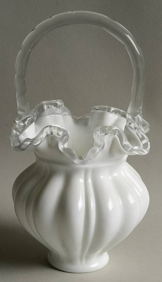 Silver Crest #3132 Melon 9" Basket by Fenton-1