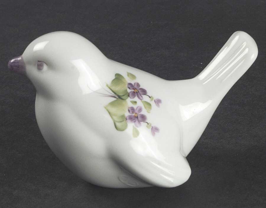 Violets In The Snow Small Bird Figurine by Fenton-1