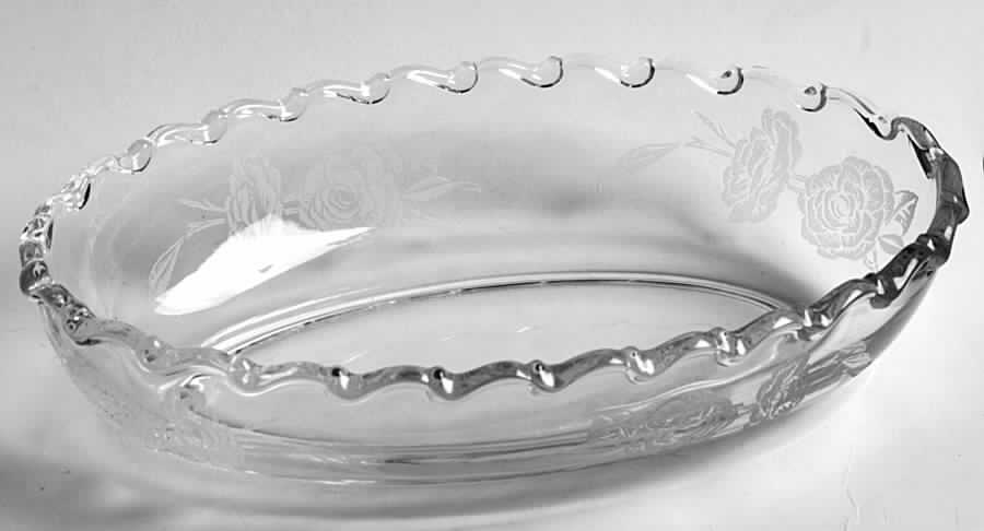 Camellia Oval Bowl by Fostoria-1