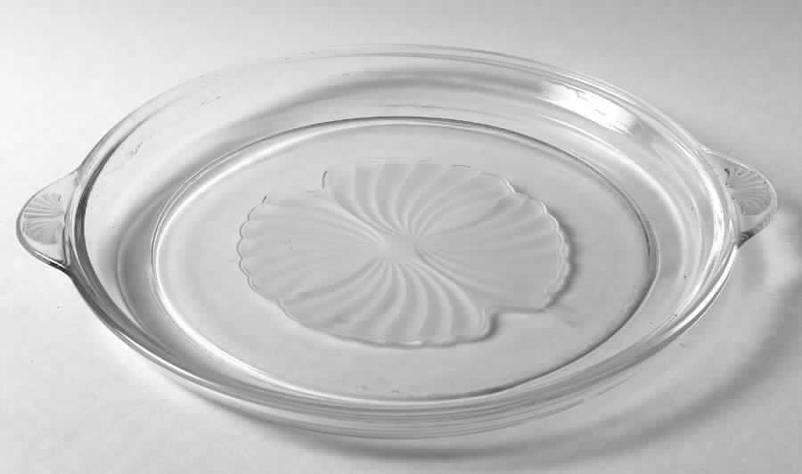 Captiva Clear (Frosted Shell) 11" Handled Tray by Fostoria-1