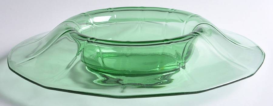 Fairfax Green (line 2375) 12" Centerpiece by Fostoria-1