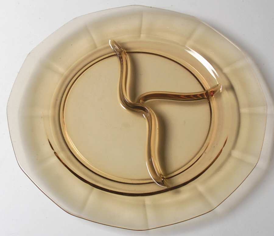 Fairfax Topaz (Yellow, Line 2375) Grill Plate by Fostoria-1