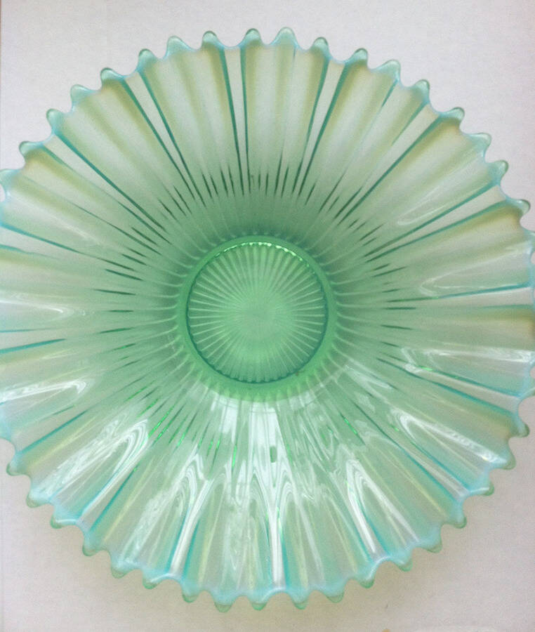 Heirloom Green 11" Round Crimped Bowl by Fostoria-1