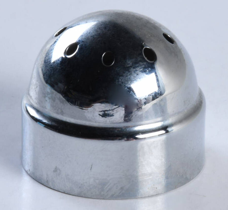 Jamestown Purple Metal Lid for Shaker by Fostoria-1