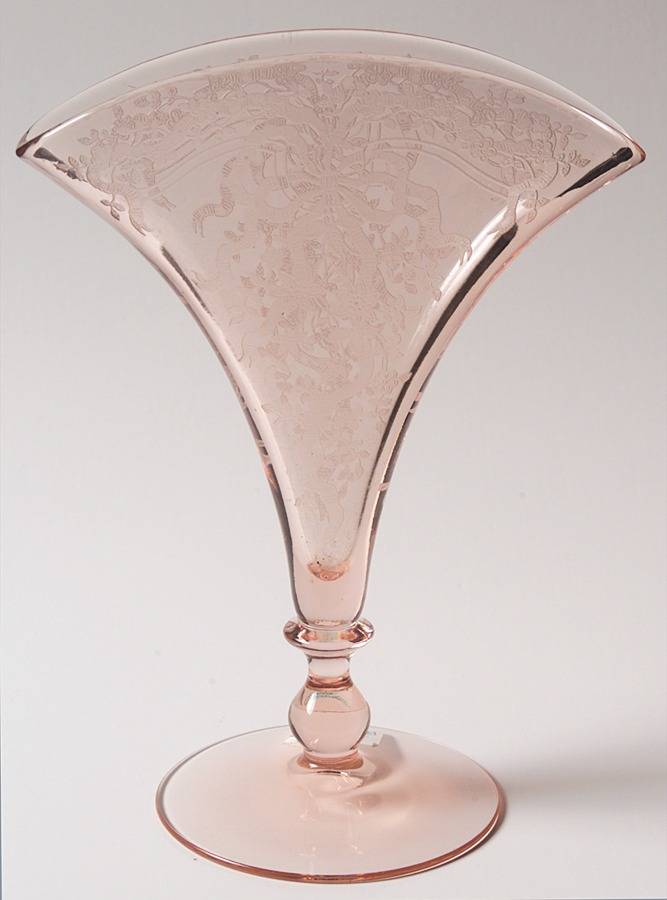 June Pink 8" Fan Vase by Fostoria-1