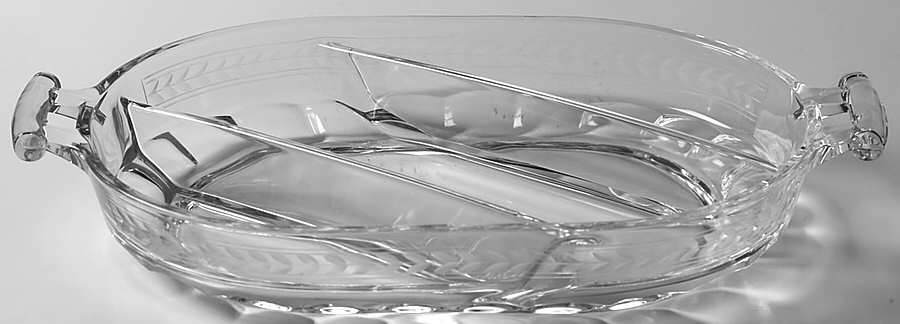 Laurel (Stem 6017) 11" Oval 3 Part Relish by Fostoria-1
