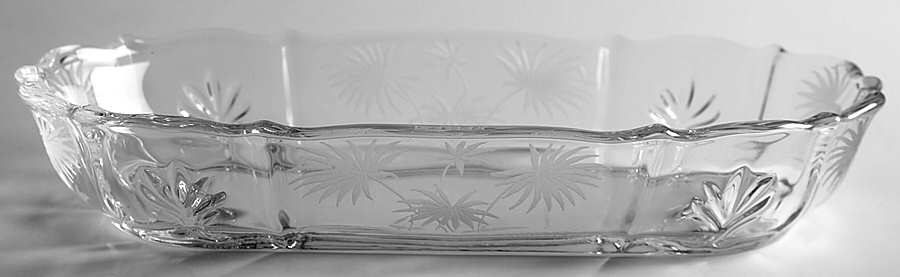 Lido Clear 8" Pickle Dish (Baroque Shape) by Fostoria-1