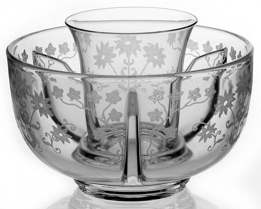 Manor Clear Ice Dish with Crab Insert by Fostoria-1
