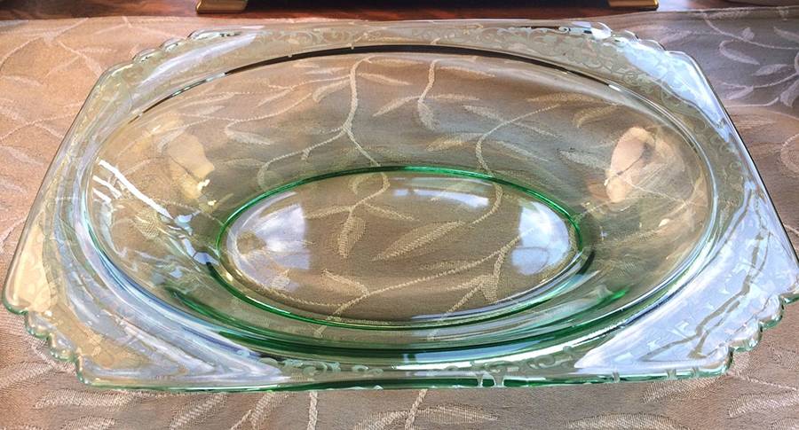 Minuet Green (Stem 4020) Oval Vegetable Bowl by Fostoria-1