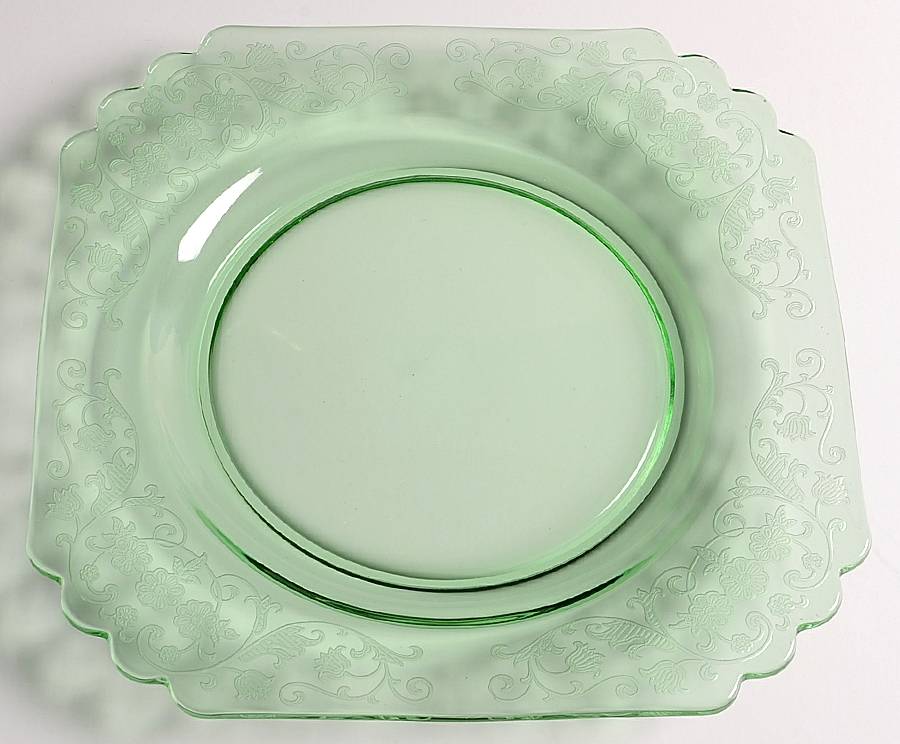 Minuet Green (Stem 4020) Luncheon Plate by Fostoria-1