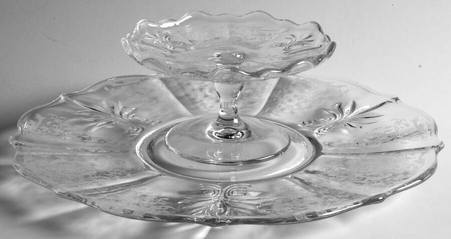 Navarre Clear Cheese & Cracker Set (Baroque Shape) by Fostoria-1