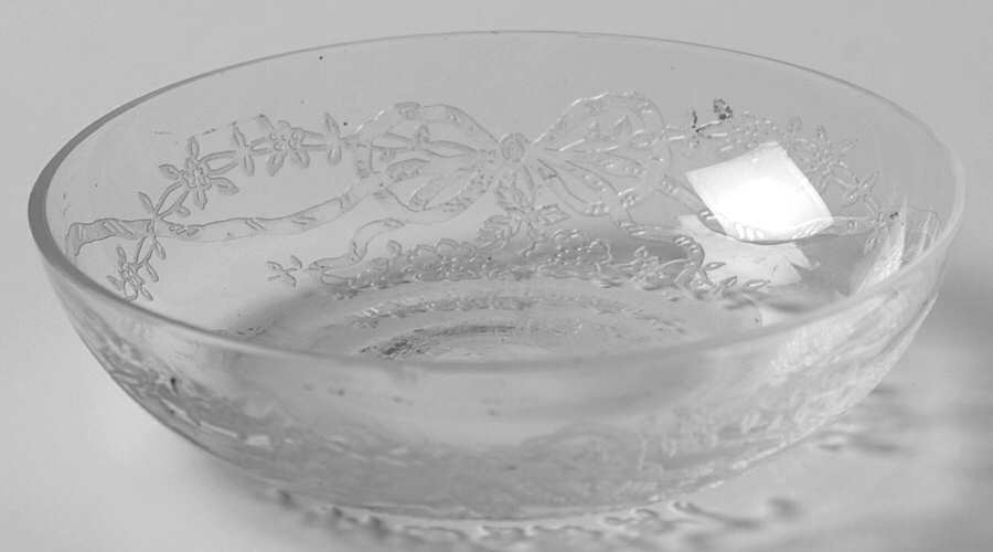 Romance Ashtray by Fostoria-1