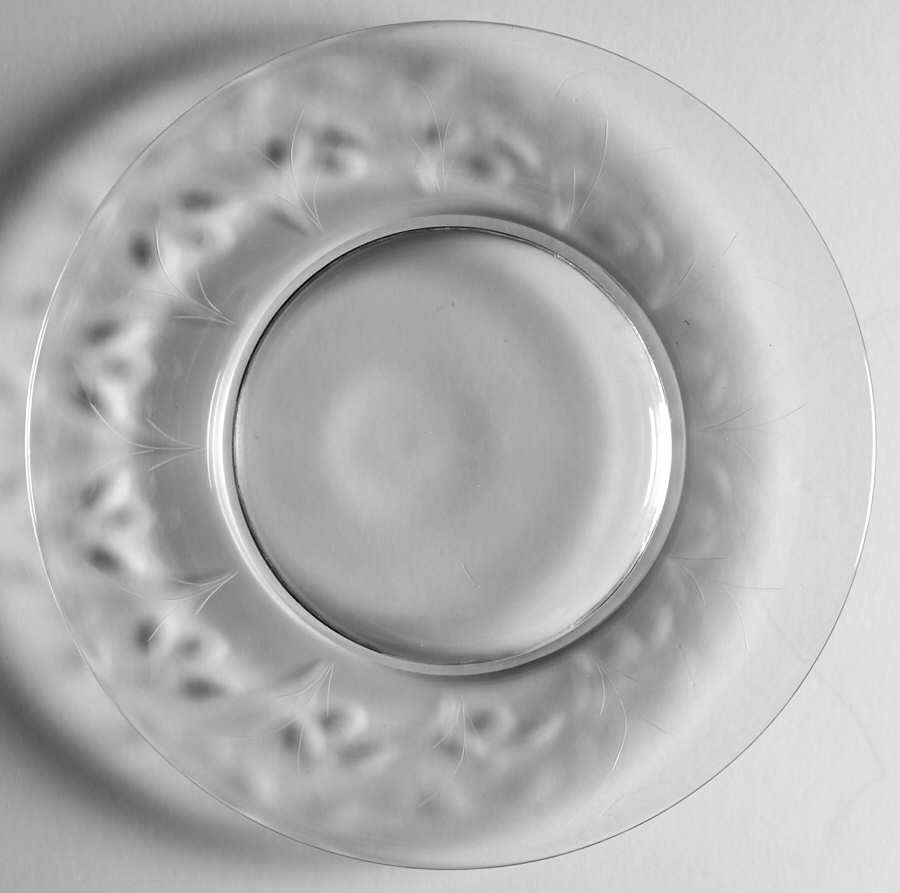 Suffolk Luncheon Plate by Fostoria-1