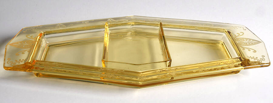 Trojan Topaz Rectangular Service Tray with Lemon Insert by Fostoria-1