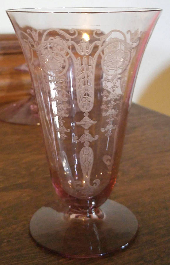Vernon Lavender (Orchid) 9 Oz Footed Tumbler by Fostoria-1
