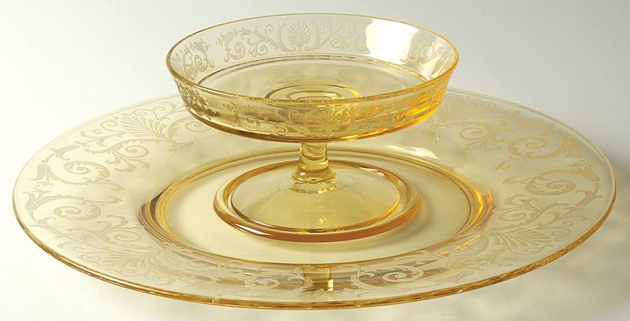 Versailles Topaz (No Trim) Cheese & Cracker Set by Fostoria-1