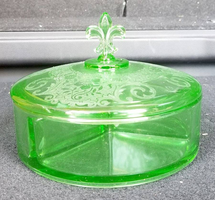 Vesper Green 3-Part Candy Dish with Lid by Fostoria-1