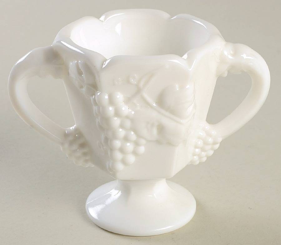 Vintage Milk Glass Open Sugar by Fostoria-1