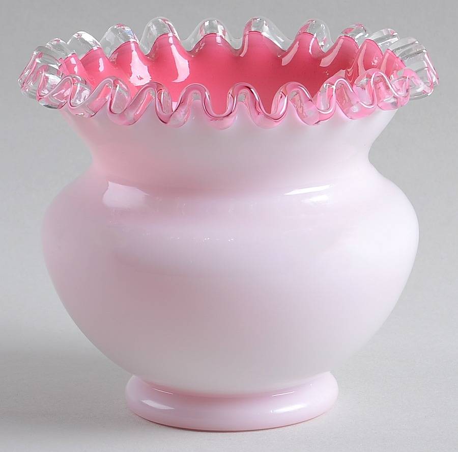 Peach Crest 5" Flower Vase by Fenton-1