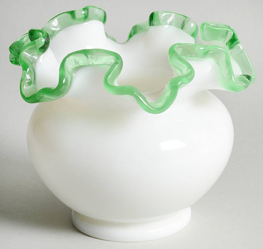 Emerald Crest 4" Double Crimped Vase by Fenton-1