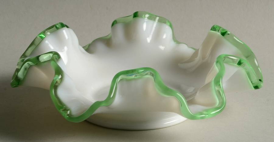 Emerald Crest Small Double Crimp Bon Bon by Fenton-1
