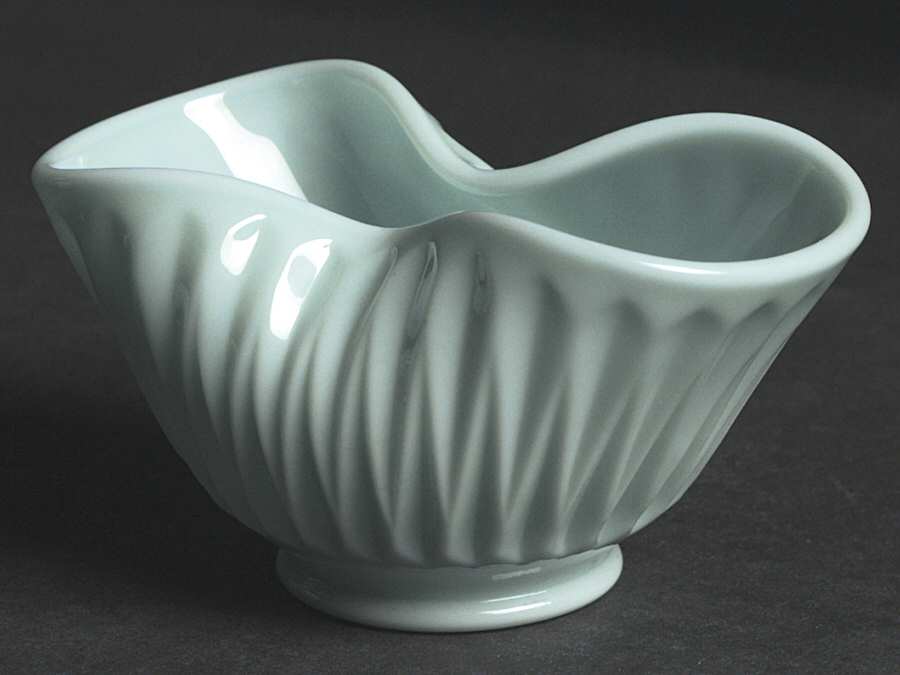 Radiance Aqua Pansy Basket by Fostoria-1