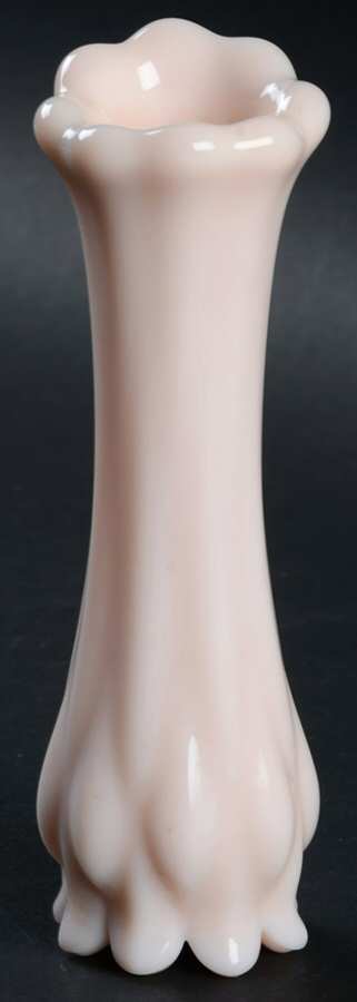 Frisco Pink (Peach) 5"-8" Small Swung Bud Vase by Fostoria-1