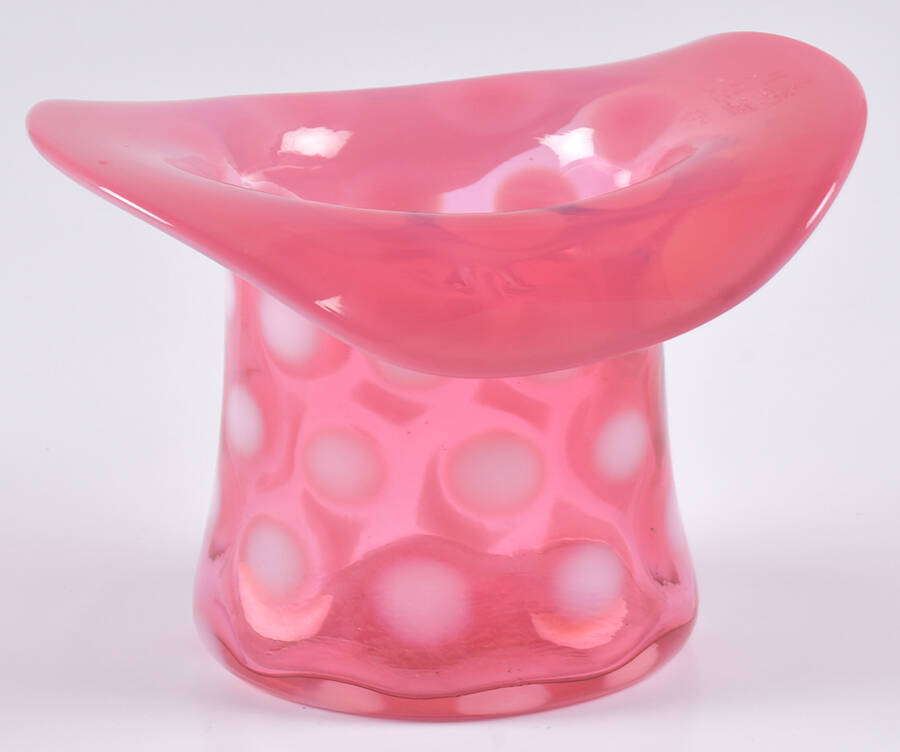 Coin Dot Cranberry (Opalescent) 3" Topper (Top Hat) by Fenton-1