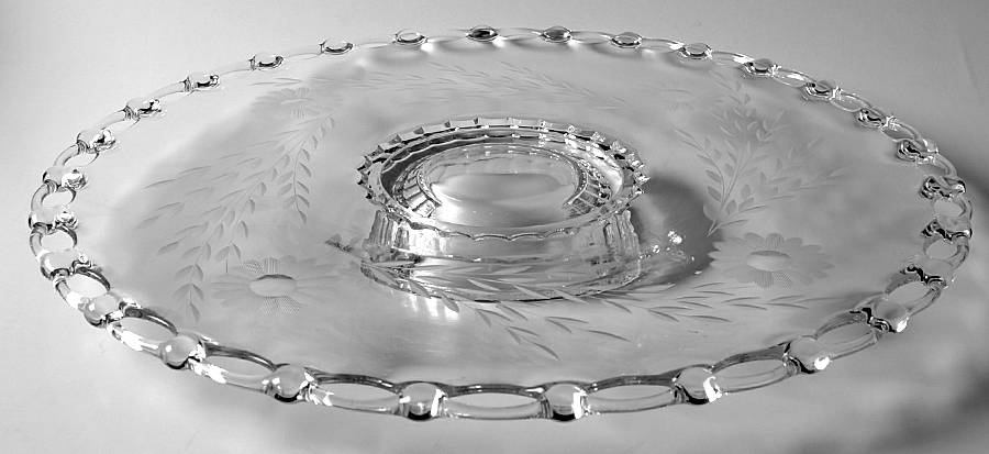Carol (Smooth Bulbous Stem) 14" Torte Plate by Flemington-1
