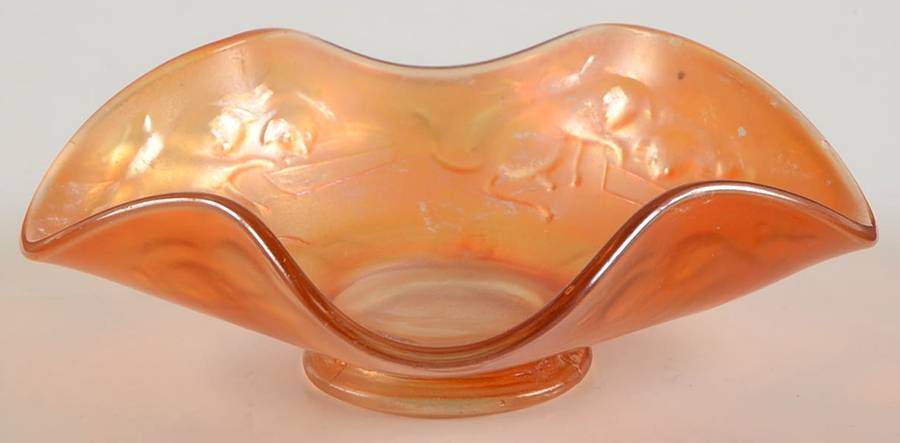 Kittens Marigold 4" Toy Bowl by Fenton-1