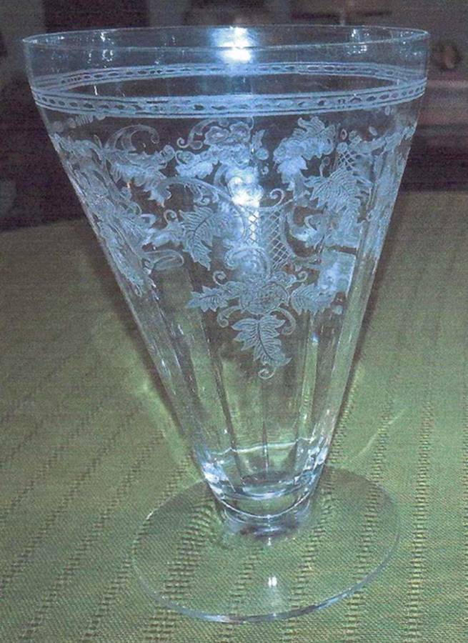 5082-4 8 Oz Footed Tumbler by Fostoria-1