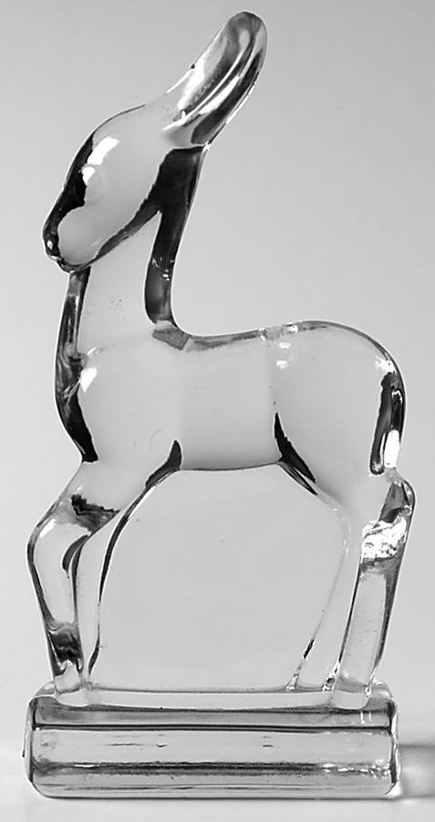 Animals & Figurines #2589 Standing Deer by Fostoria-1