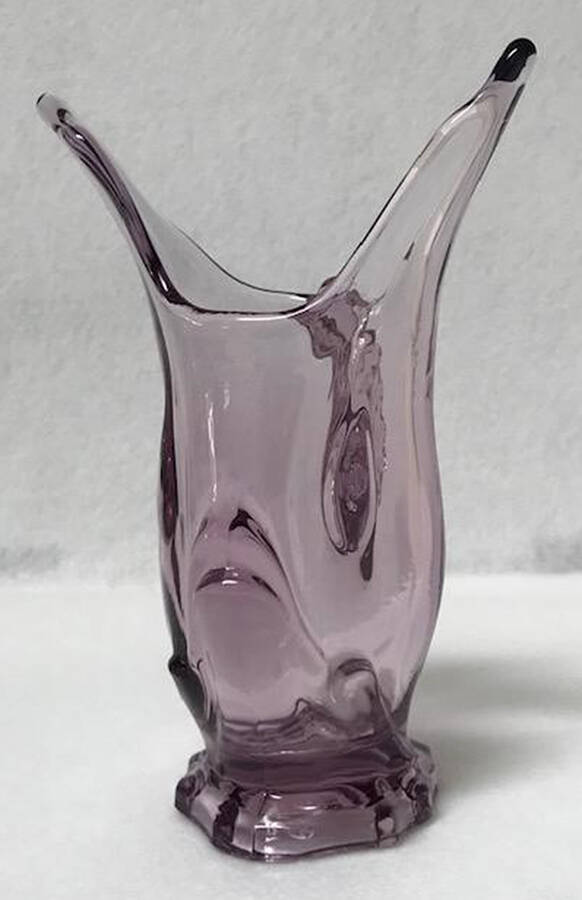 Animals & Figurines #2497/787 Flying Fish Vase by Fostoria-1