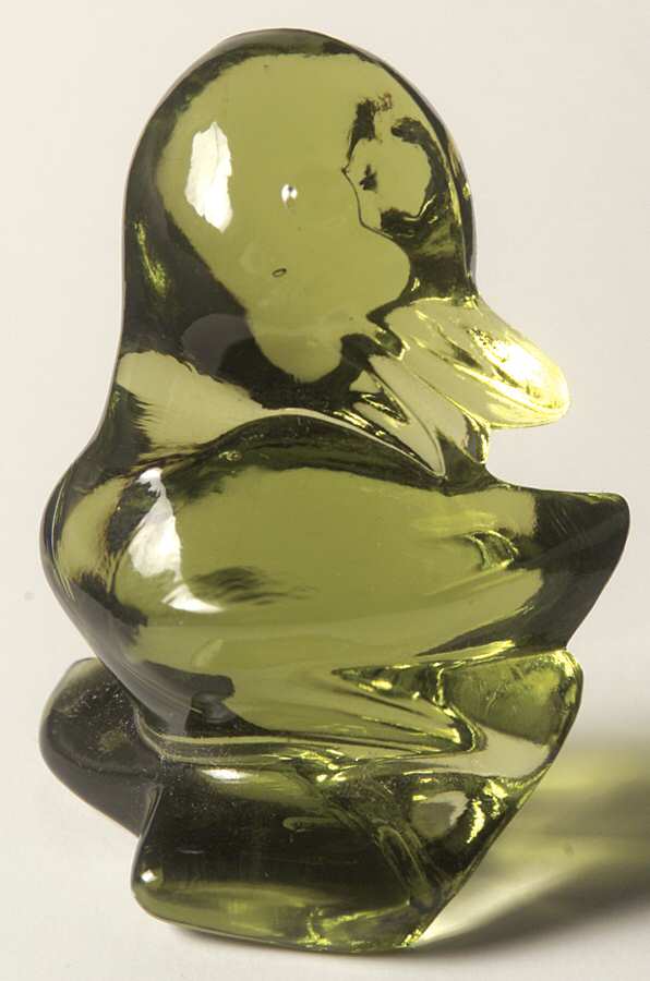 Animals & Figurines #2632/405 Duckling "A" Head Back by Fostoria-1