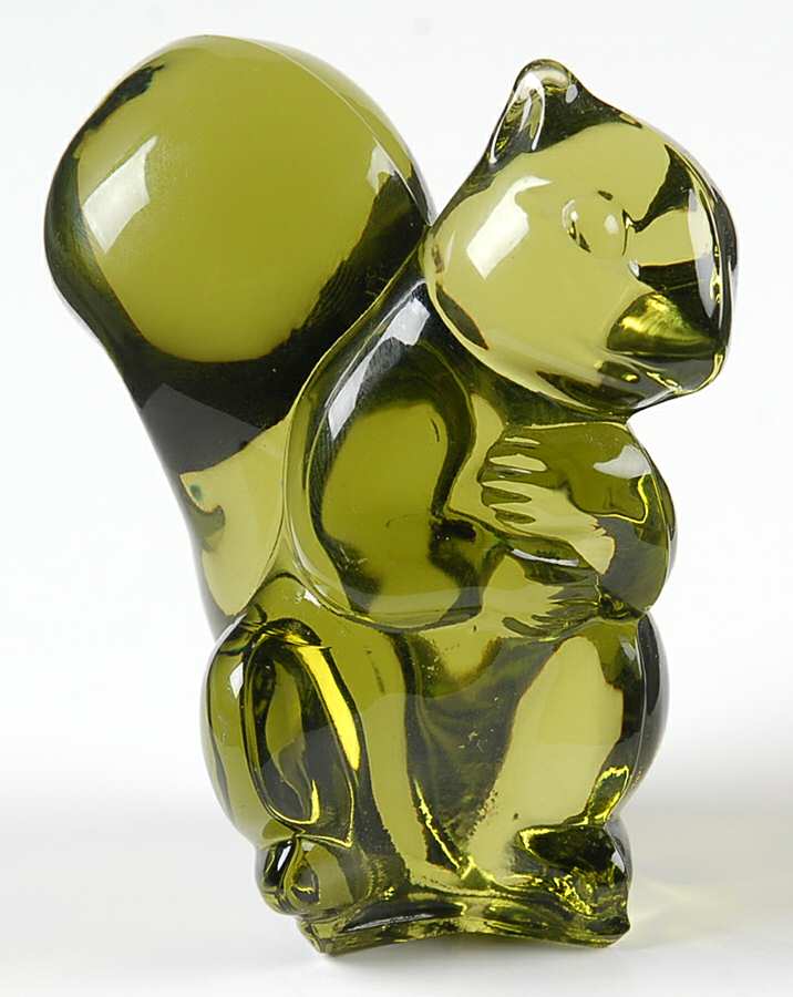 Animals & Figurines #2631/702a Sitting Up Squirrel by Fostoria-1