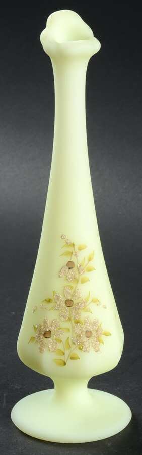 Daisies on Custard Bud Vase by Fenton-1