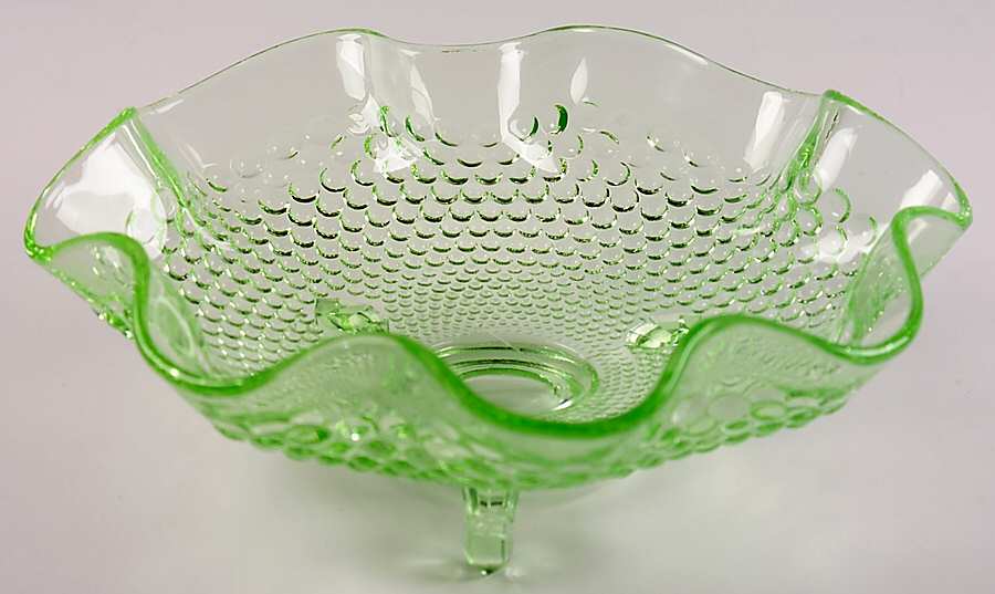1932 Green 7" Round 3-Toed Crimped Bowl by Fenton-1