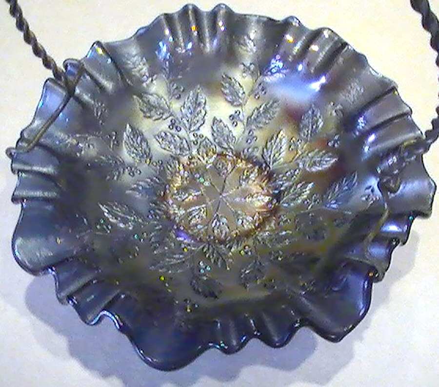 Holly Blue (Carnival, Older) 9" Round Bowl by Fenton-1