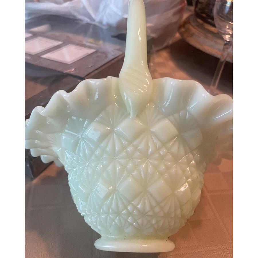 Custard Satin #9137 Fine Cut and Block 7" Basket by Fenton-1