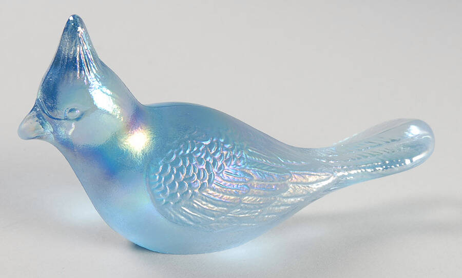 Animals and Figurines (Non Decorated) 5245 Blue Jay by Fenton-1