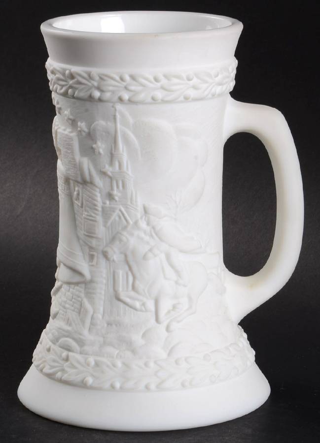 Animals and Figurines (Non Decorated) Bicentennial Stein by Fenton-1
