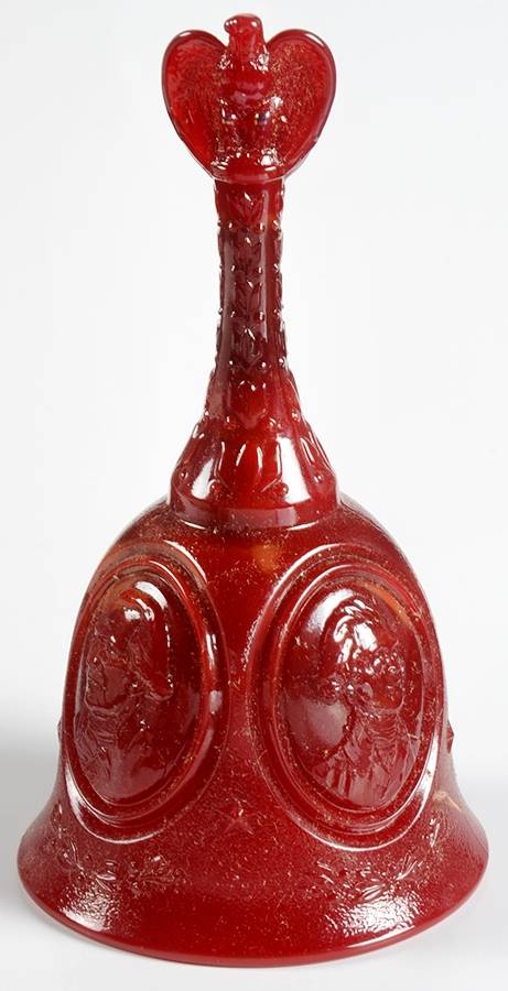 Animals and Figurines (Non Decorated) Bicentennial Patriot's Bell by Fenton-1