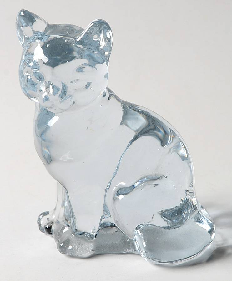 Animals and Figurines (Non Decorated) #5165 Sitting Cat by Fenton-1