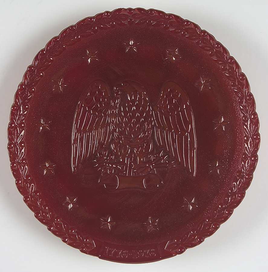 Animals and Figurines (Non Decorated) Bicentennial Eagle Plate by Fenton-1