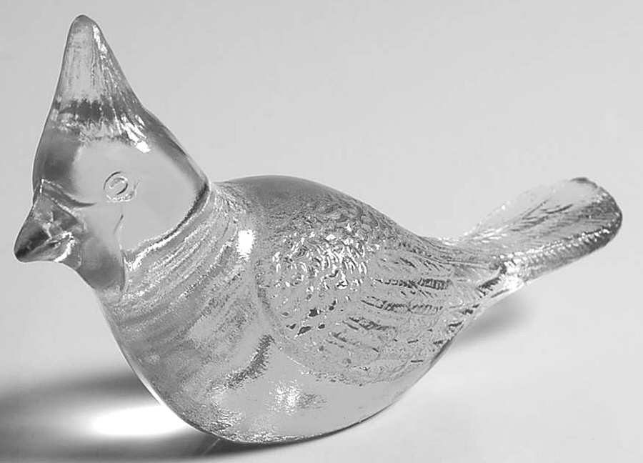 Animals and Figurines (Non Decorated) #5245 Cardinal Bird by Fenton-1