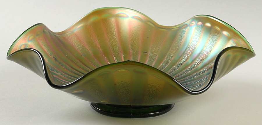 Stippled Rays Green 7" Round Crimped Bowl by Fenton-1