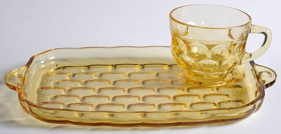Yorktown Gold (Colonial) Snack Plate & Cup Set by Federal Glass -1